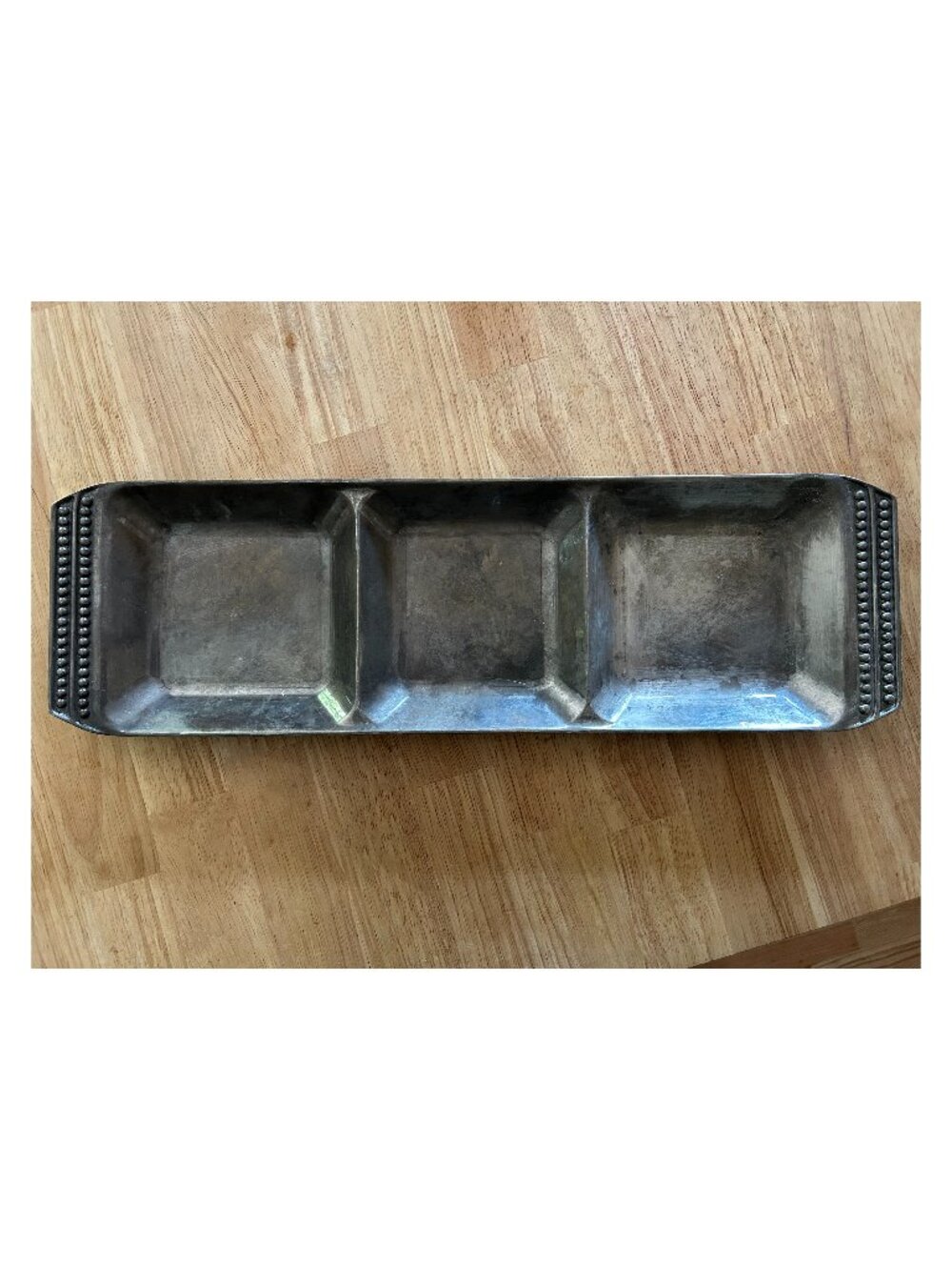 Wilton Armetale Flutes and Pearls 20" 3-part Rectangular Metal Serving Tray
